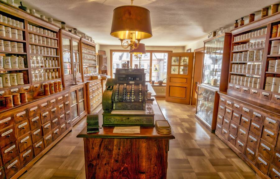 Arredo farmacie